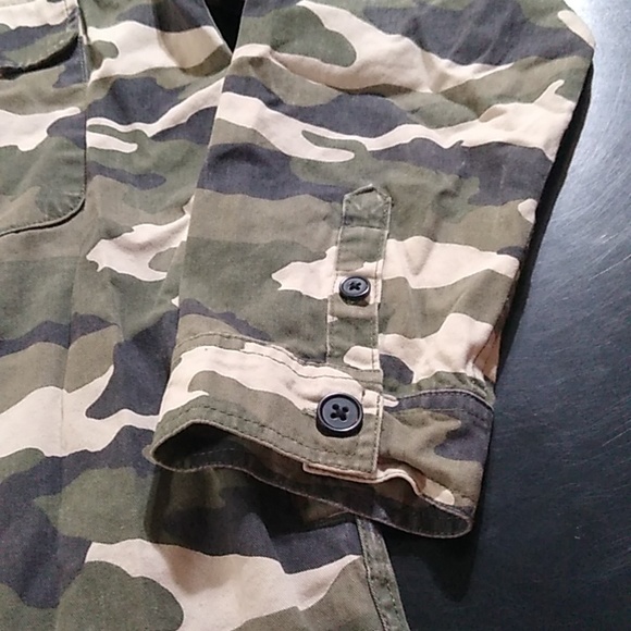 H&M Button-Up Camouflage Jacket Hoodie - Picture 4 of 10